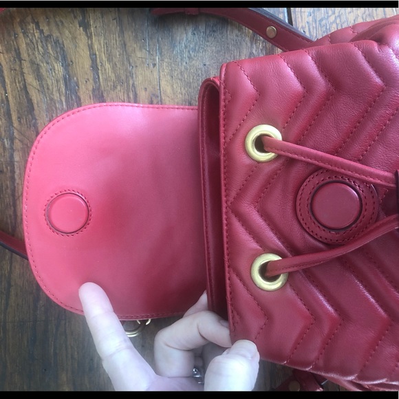 Gucci GG Mini Marmont Drawstring Red Backpack - Picture 2 of 8